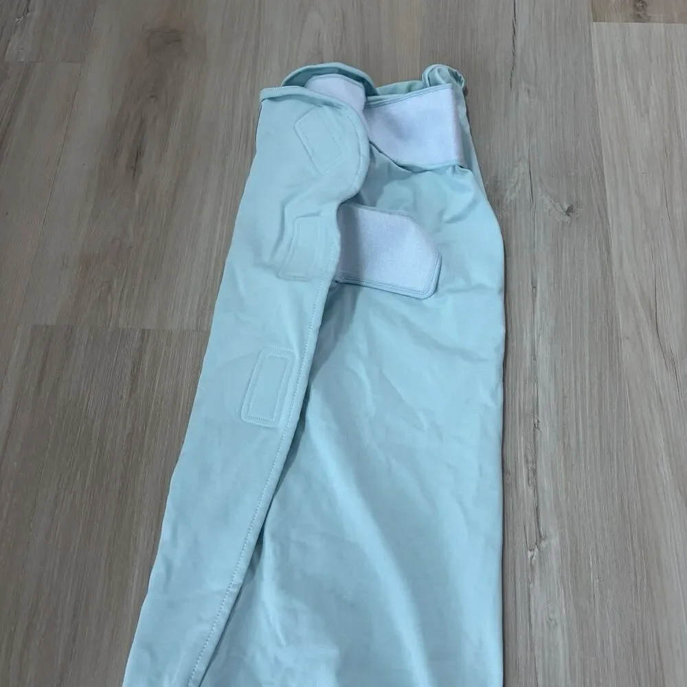 NEW! The OLLIE SWADDLE Newborn Baby Sleep Sack Green ~ Open Box